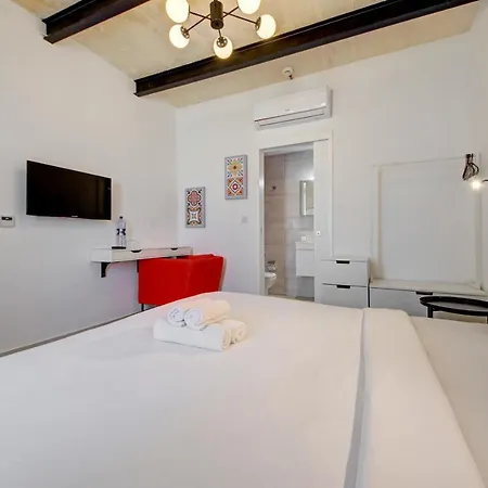 Guest house Casa Domenico 6 *