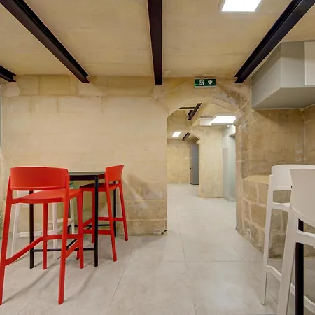Guest house Casa Domenico 6 *